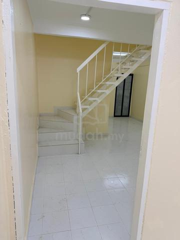 RUMAH TERES 2 TINGKAT 1
