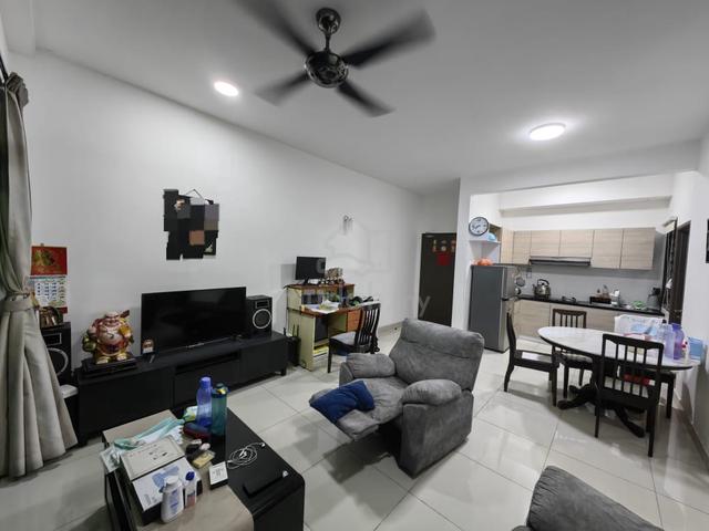Seri Austin Residence Luxury Apartment 1