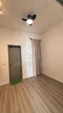 Cyberjaya MiddleRoom with Private Toilet @ For Rent 1
