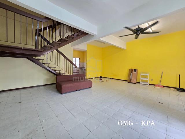 CHINESE AREA ! 22x70 4R3B Bandar Bukit Tinggi 1 Double Sty House Klang 1