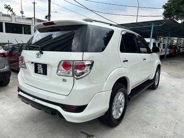 2012 Toyota FORTUNER 2.5 G TRD SPORTIVO Leather - 3