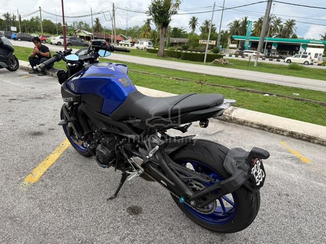 2020 Yamaha MT-09 MT09 V2 TCS ABS Mileage 10K KM - photo 7 of 7
