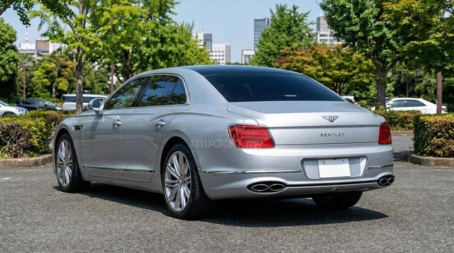 2022 Bentley Flying Spur V8 MULLINER DRIVING SPEC - 2