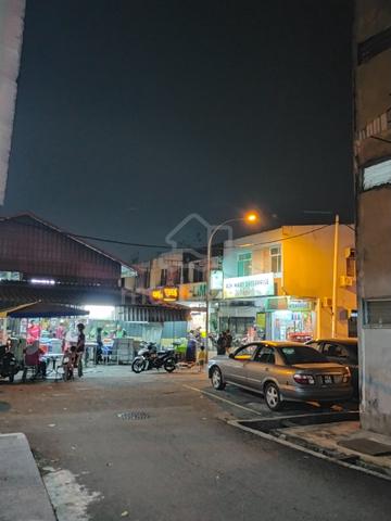 Jalan Tenggiri 1
