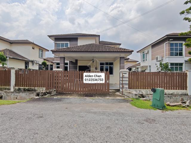 Bungalow for rent Krubong Perdana 1