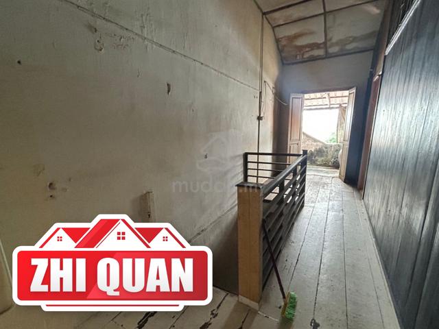 JALAN SRI BAHARI 1429sf Georgetown 2 storey Shoplot Mainroad CHEAPEST 5