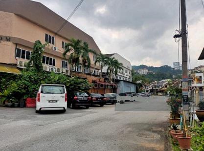 3 Storey Terrace Shop Taman Desa Aman, Taman Segar, Cheras, K.L. 3