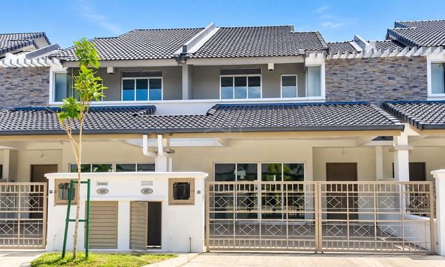 Double storey-Ayu prima setia alam 1