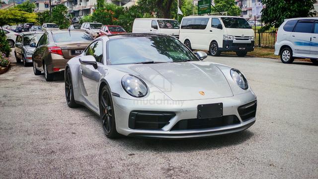 2022 Porsche 911 3.0 CARRERA GTS (A) - 3