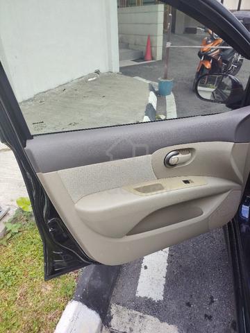 2011 Nissan GRAND LIVINA 1.6 IMPUL (A) - 5
