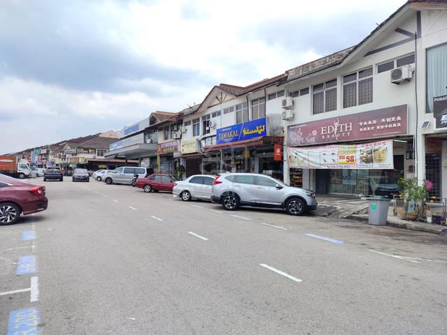 Perling @ Jalan Simbang Shop Lot Double Storey Ground Floor Unblock 1
