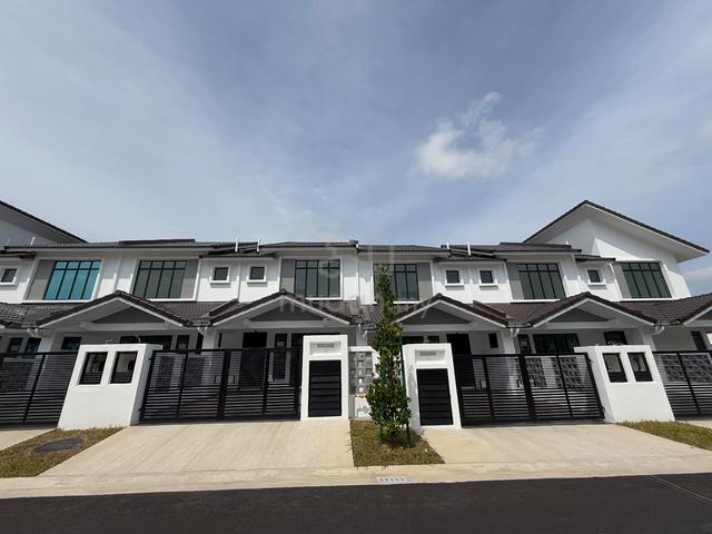 Ulu Tiram 20 Feet Land Endlot Tiram Rumah For Sale 2