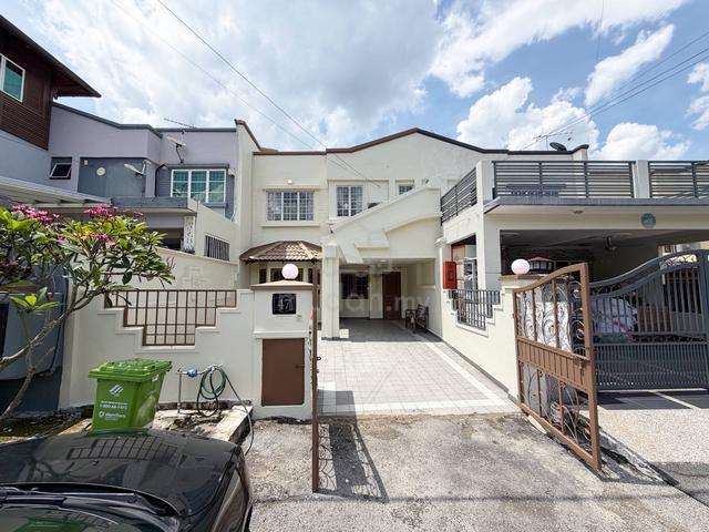 RENOVATED 💥 22x75 SF Double Storey Terrace Taman Bukit Setiawangsa KL 1