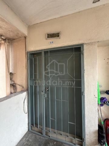 Sri Angkasa Apartment (Shah Alam) 1