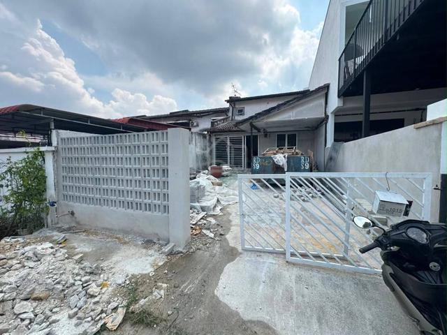 [FULL LOAN|RENOVATION] Single Storey Bandar Baru Sungai Buloh 1