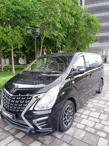2014 Hyundai GRAND STAREX 2.5 ROYALE (A) - 2