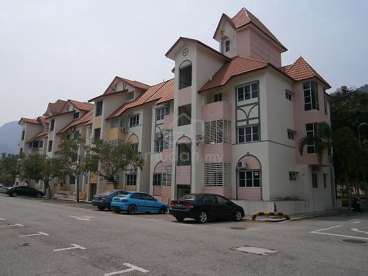 Alpine Village Apartment 1