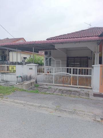 Mampu Milik Rumah Teres 1 Tingkat Intercorner, Pegangan Bebas. 1
