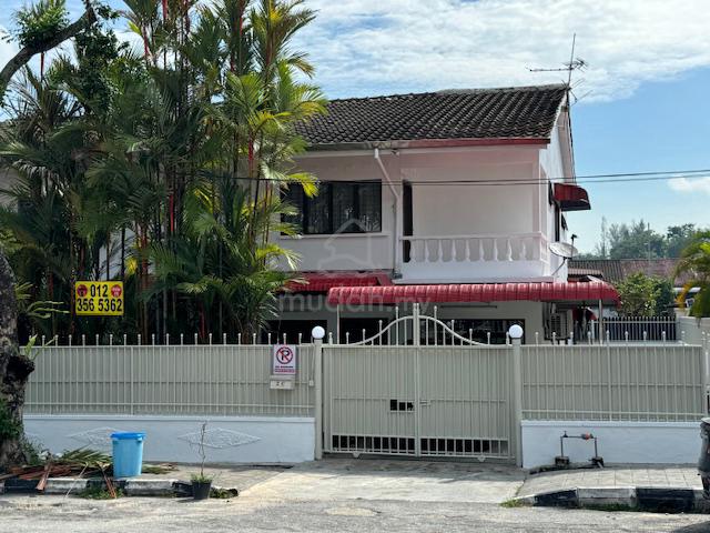 Island Glades Extended Double Storey Semi-detached House 1