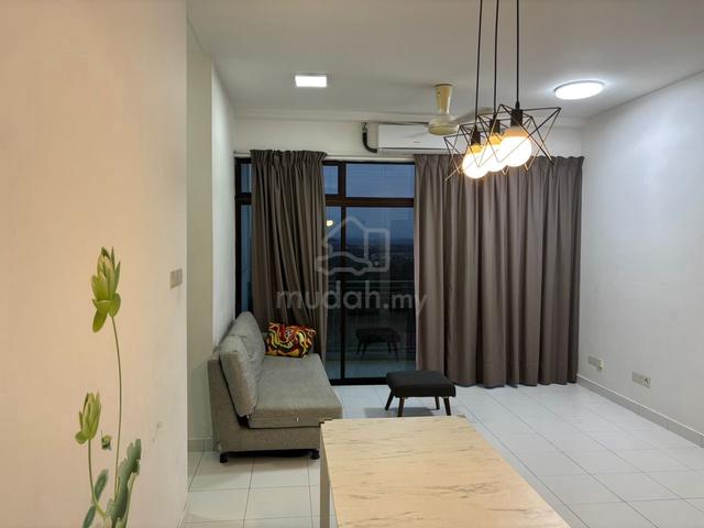 Seri Austin Residence Luxury Apartment 1
