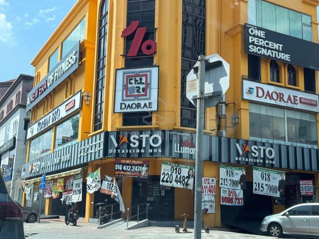 Dataran Sunway Ground Floor Shop at Kota Damansara for rent 1