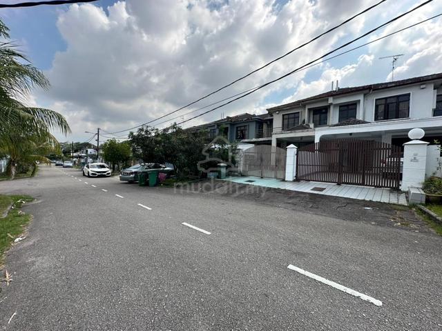 Desa Cemerlang Jalan Saga Ulu Tirma Johor/Double Storey House 1