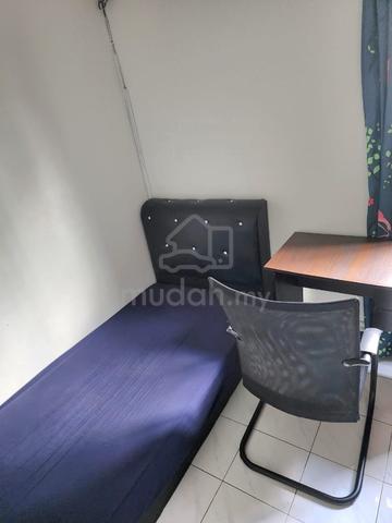 Small Room at Pantai Hillpark Phase 2 (Ready To Move) 1