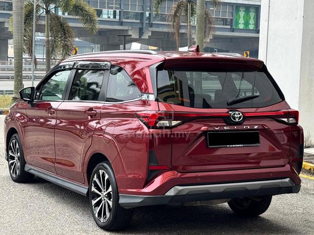 2022 Toyota VELOZ 1.5 7ST MPV 360CAM FSR WRT2027 - 3