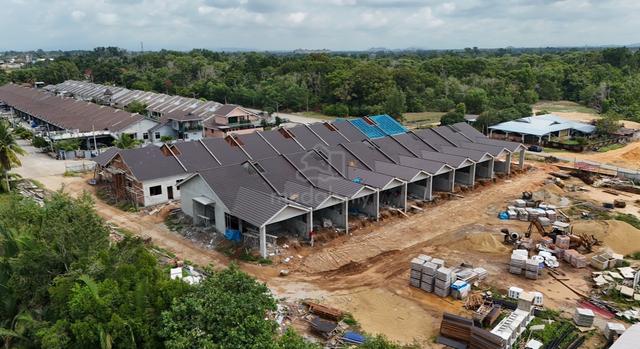 Baru ! Bayu Kempadang 3 , Pantai Kempdang , Teres Setingkat 4 Bilik ! 1