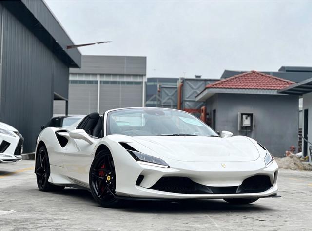 2021 Ferrari F8 3.9 SPIDER (A) READY STOCK FAST ! - 1