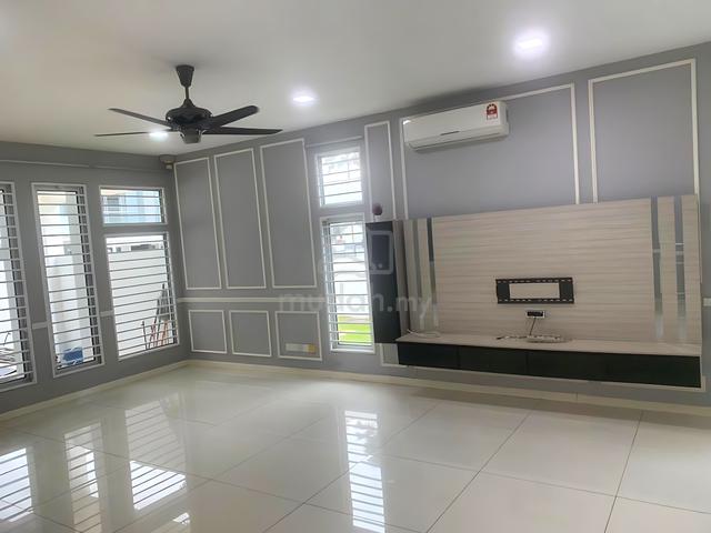 Premium End Lot 2-Storey @ Paragon 150, Taman Lestari Putra 1