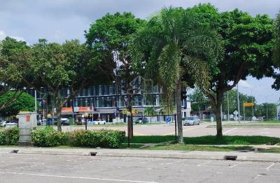 Ulu Tiram 3 Storey Shop only 1.2m, good for own use 1