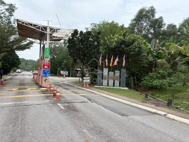 UNTUK DIJUAL- END LOT 2 TINGKAT, SUBANG BESTARI (Type Aman) 1