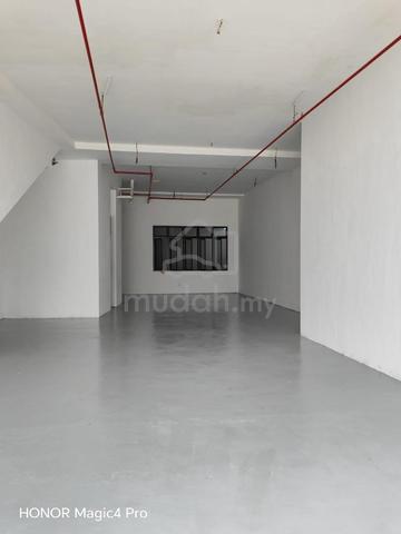 Ground Floor Shop Lot in Lestari Perdana, Seri Kembangan 1