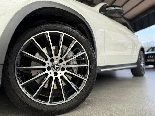 Mercedes Benz GLC250 2.0 4-MATIC NIGHT EDITION - 3