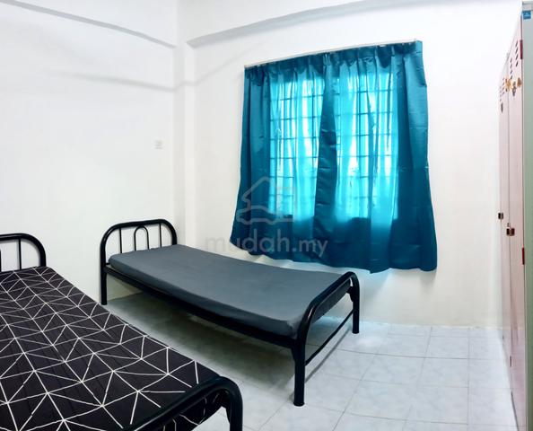 Bilik Sewa Lelaki Meru 1