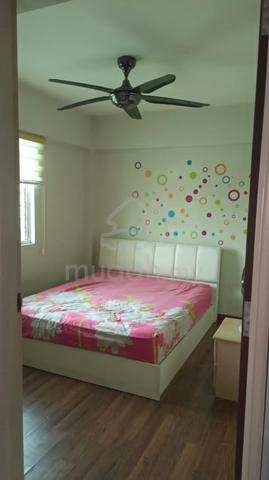 Room For Rent / Puteri Indah Appartment At Bayan Lepas Area In Penang 1