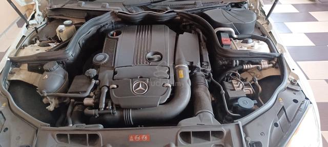 2011 Mercedes Benz C200 CGI BlueEFCY - 3