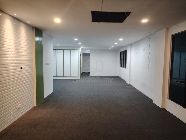 OFFICE FOR RENT @ Plaza Crystalville 1