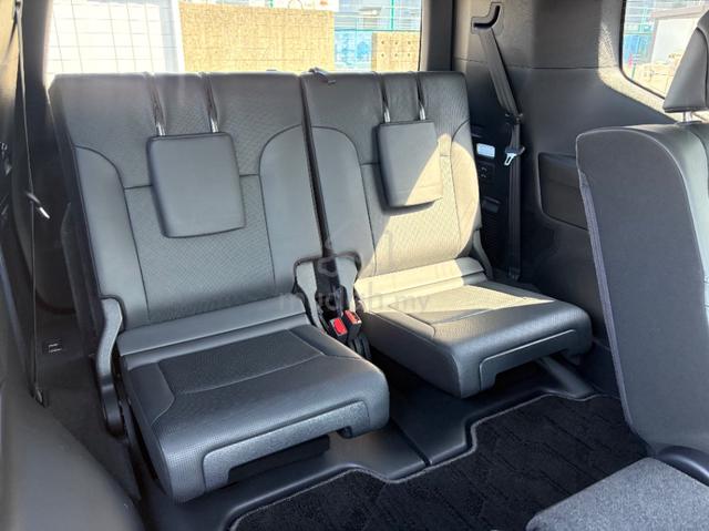 2023 [READY STOK] Toyota LANDCRUISER 3.5 ZX PETROL - 2