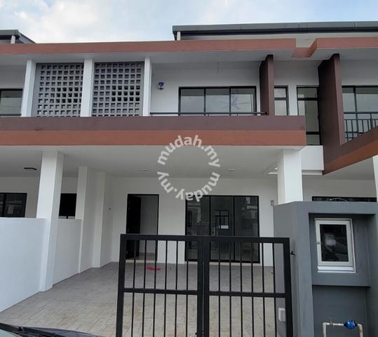 Negotiable Intermediate Double Storey Myra Saujana Sg Merab Dengkil 1