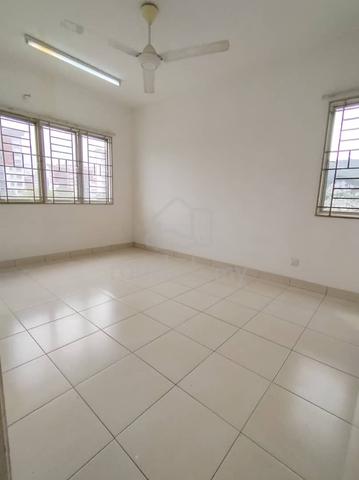 Seri Baiduri Apartments @ Setia Alam 5