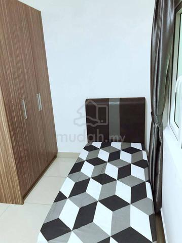 Seasons Luxury Apartments @ Amara Larkin 4