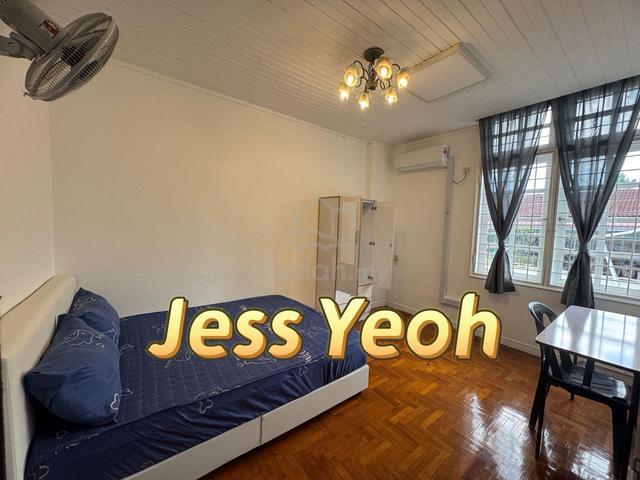 Bungalow Master Room for Rent Greenlane Jelutong near GH Hospital 5
