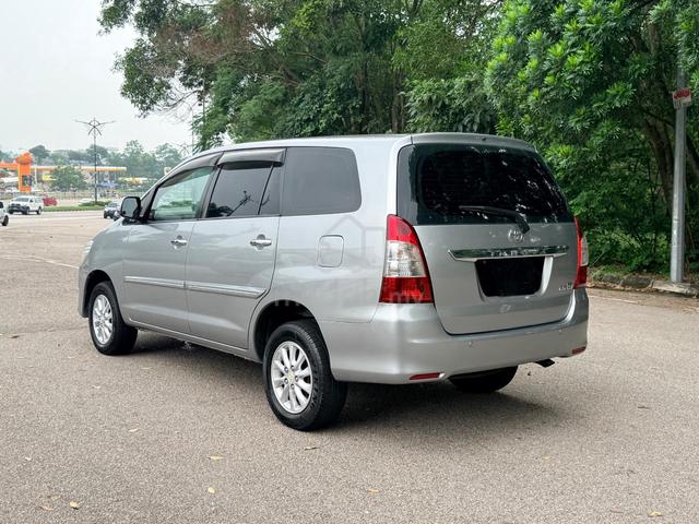 Toyota INNOVA 2.0G AT 2013 - 2