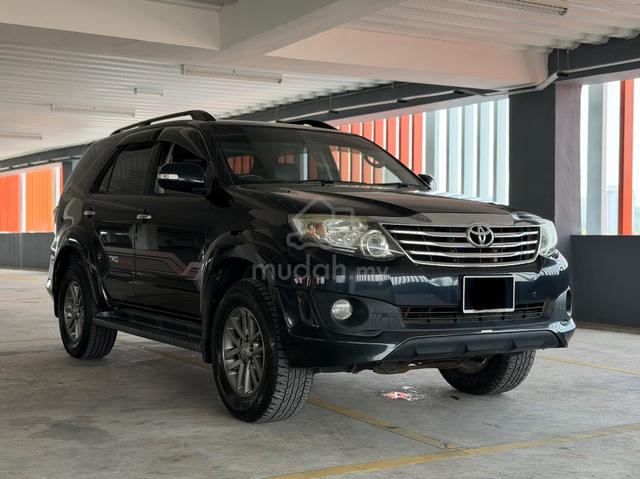 2014 Toyota FORTUNER 2.7 V TRD SPORTIVO (A) - 2