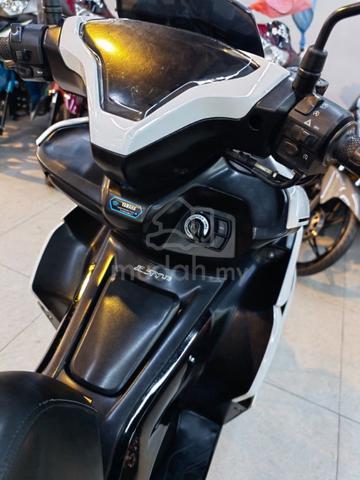 2022 Yamaha nvx 155 ABS V2 YAMAHA NVX GP EDITION - photo 6 of 9