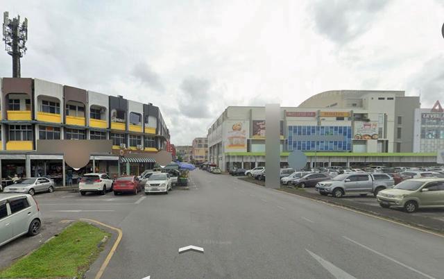 BDC Prime Area 3 Storey Shoplot for Sale 1