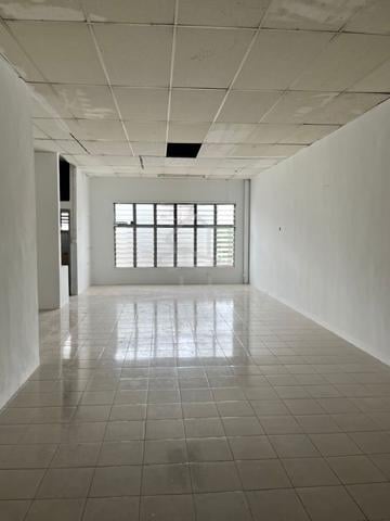 Newly painted office unit at Bandar Baru Rawang 1