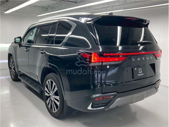 2023 Lexus LX600 3.4 Red leather interior - 4